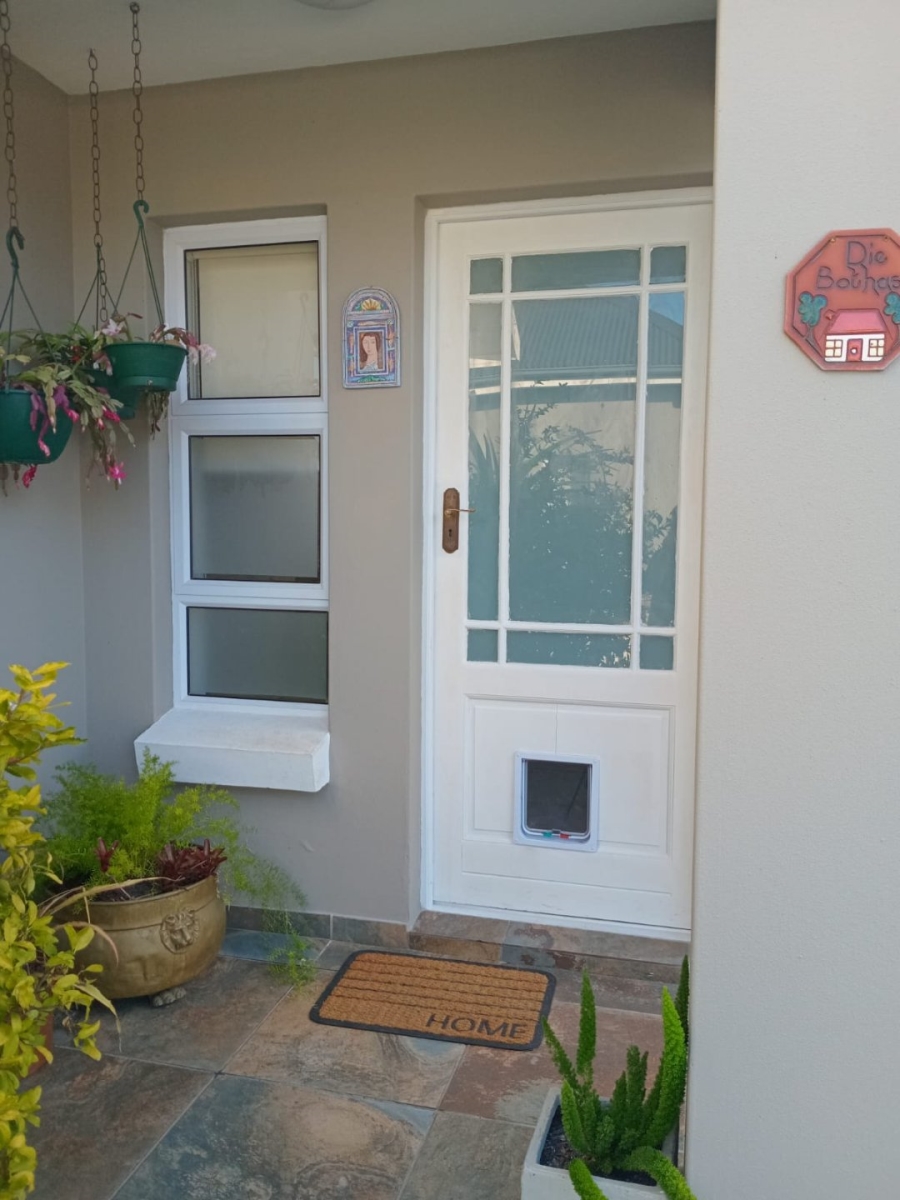 4 Bedroom Property for Sale in Kraaibosch Country Estate Western Cape